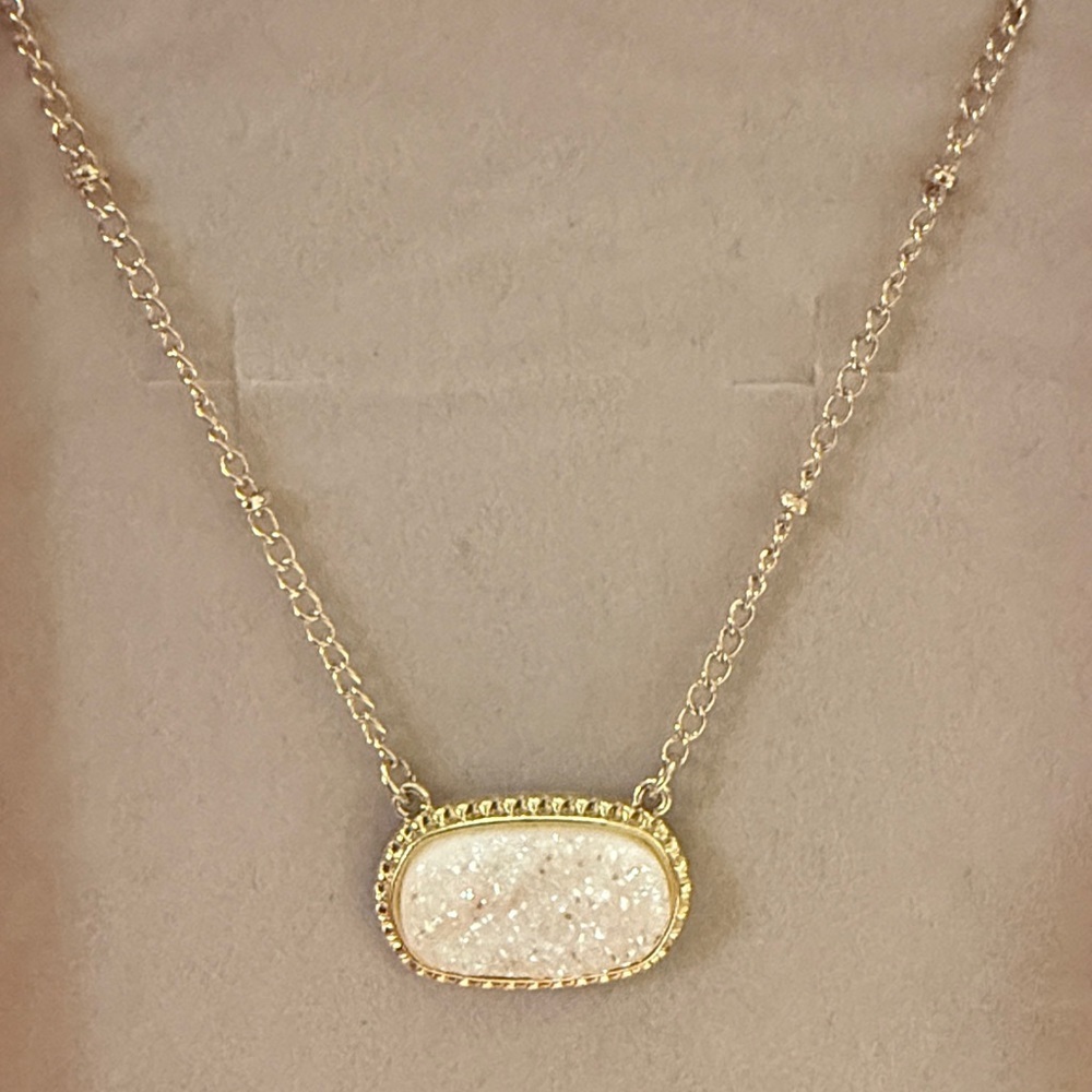 Elegant necklace | Women’s Gift Jewelry |  Women’s Necklace | classic necklace